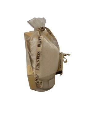 Burt's Bees Moisturizing Bath & Body Gift Bundle - Cream
